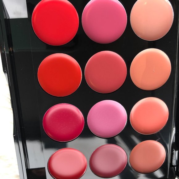 ISH Lip Statement Pallet - Picture 6 of 7